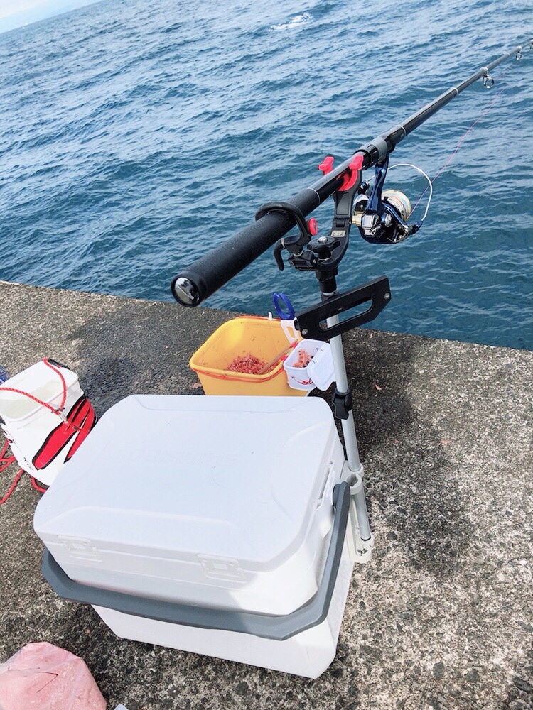 クーラー受三郎を買った評価と感想 竿受けとしてはおすすめ 画像 Fishing Fishing
